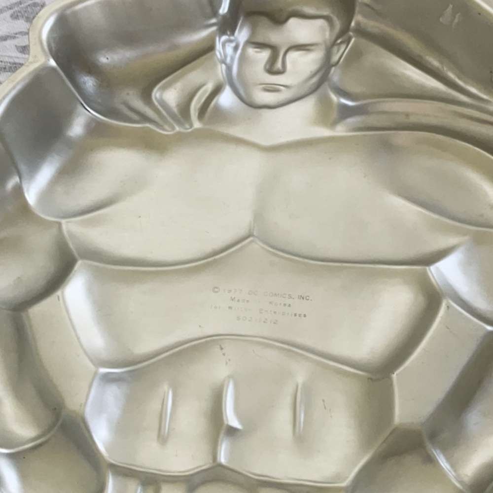 Wilton Super Man hero vintage cake pan